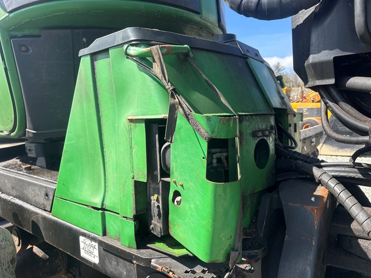 deere-1110e-image-16