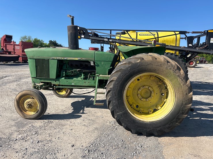 john-deere-3130-image-4