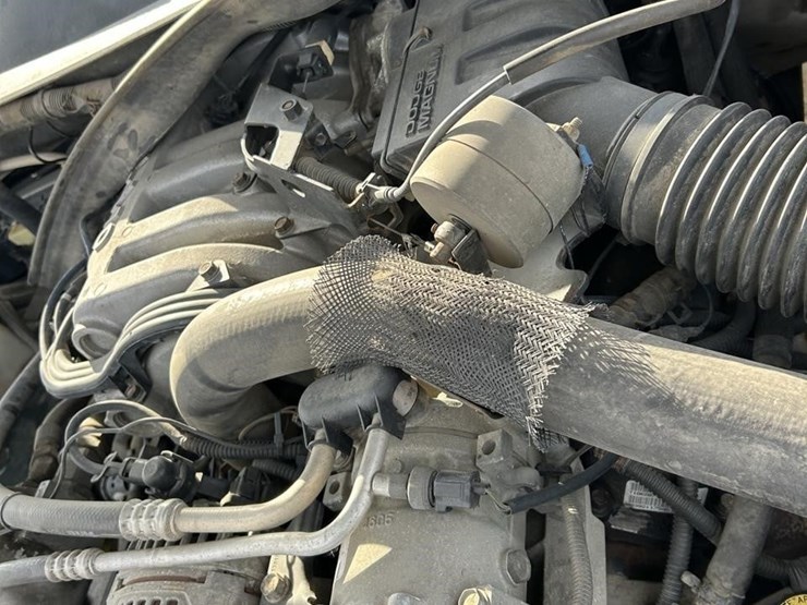 2001-dodge-ram-3500-image-25