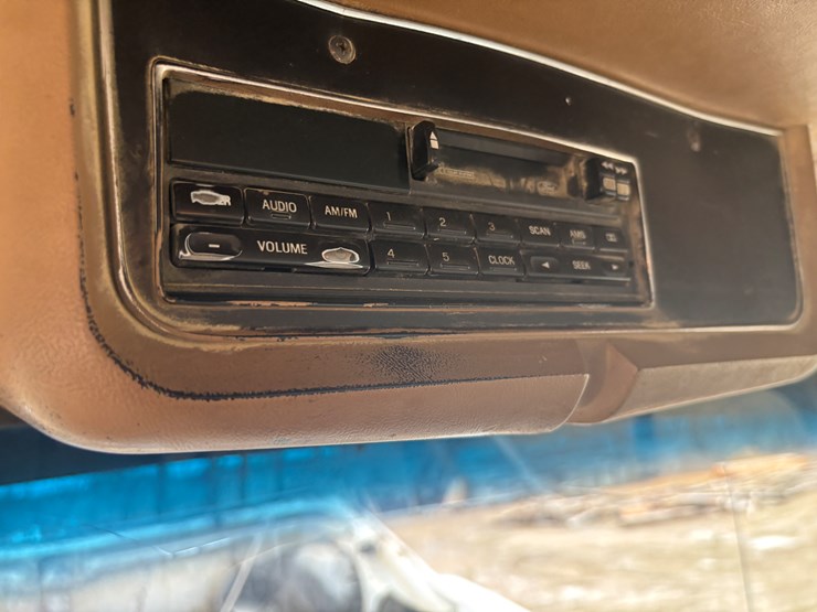 1997-ford-lt8000-image-48