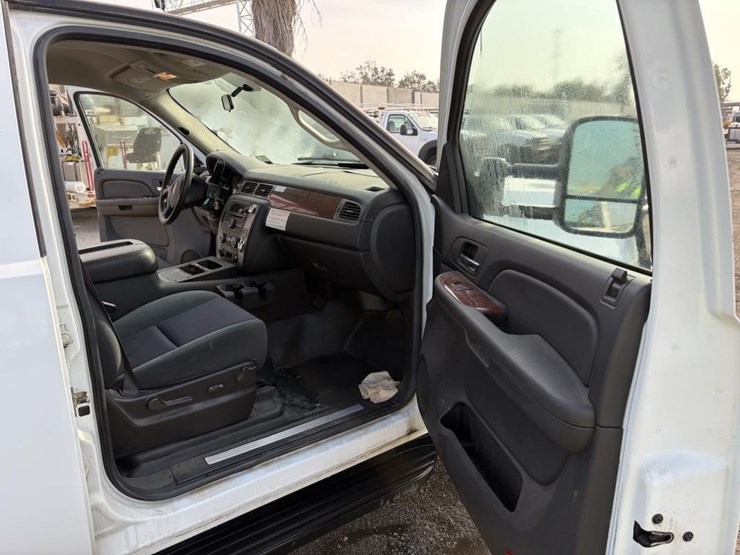 2009-gmc-yukon-image-9