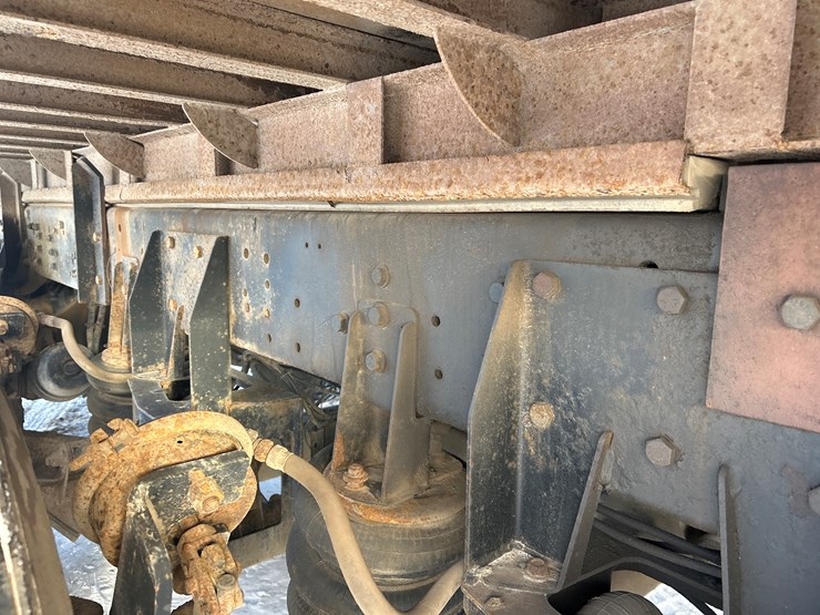 2005-international-7600-image-34