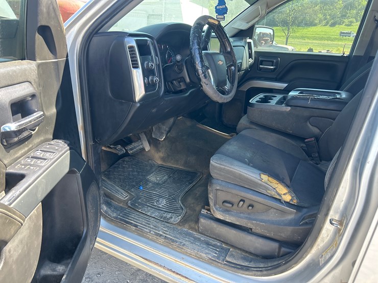 2015-chevrolet-1500-image-10