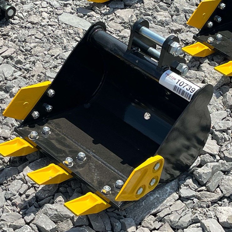 Unused 2026 CE 16" Toothed Bucket