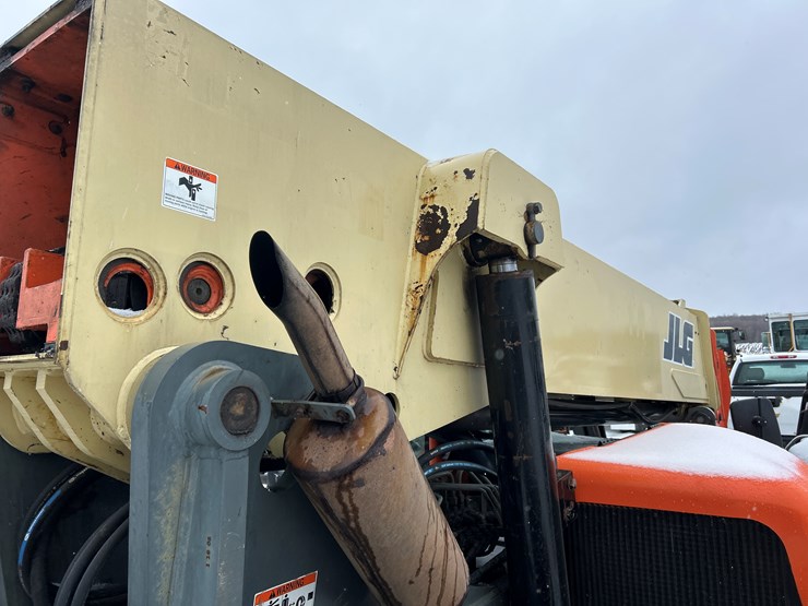 2006-jlg-g12-55a-image-22