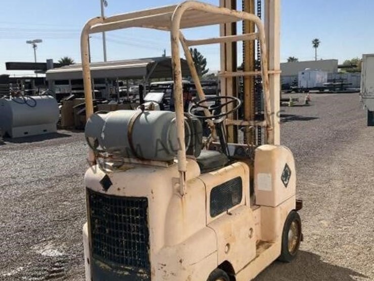 allis-chalmers-f40-24ps-image-5