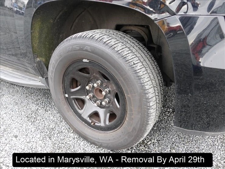 2016-chevrolet-tahoe-image-12