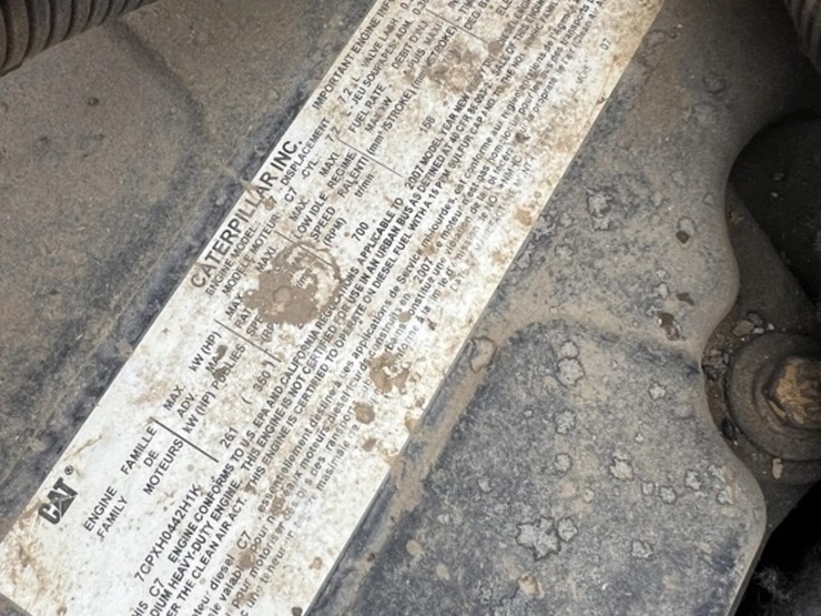 2008-caterpillar-c7-image-18