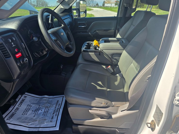 2019-chevrolet-silverado-3500-image-39