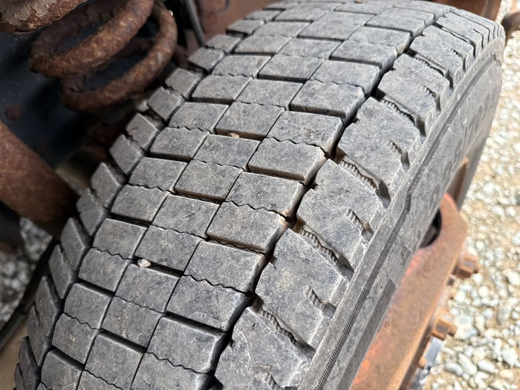 2011-ford-f350-image-52