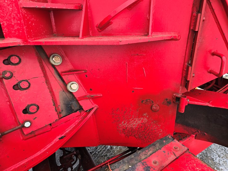 1994-massey-ferguson-8-image-54