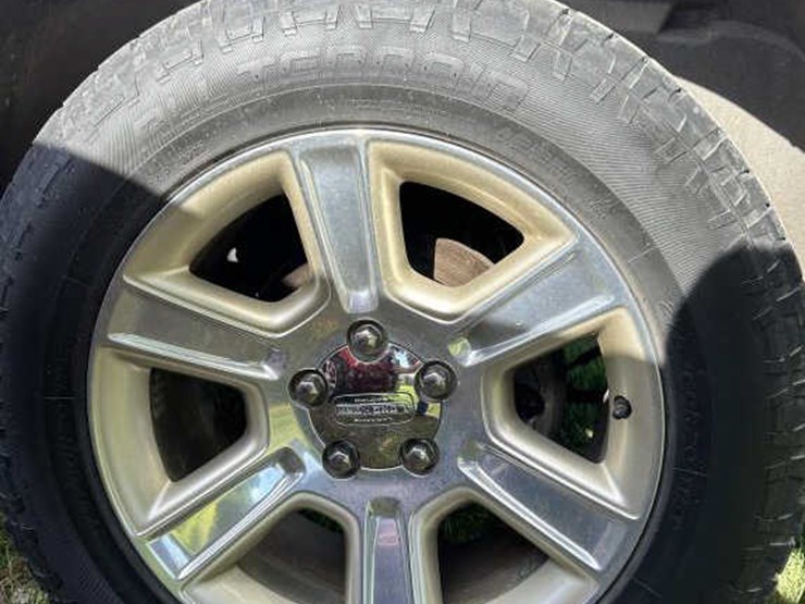 2012-dodge-ram-1500-image-9