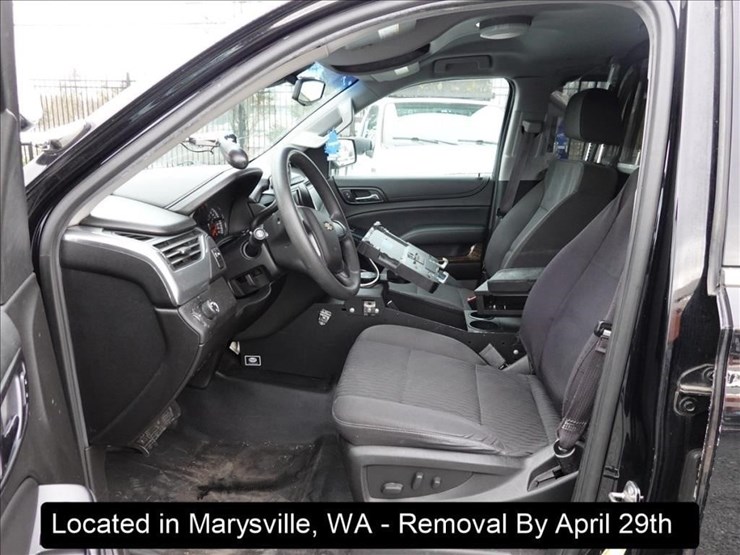 2017-chevrolet-tahoe-image-4