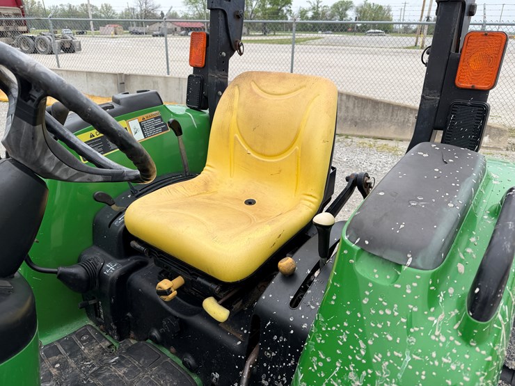 john-deere-4720-image-6