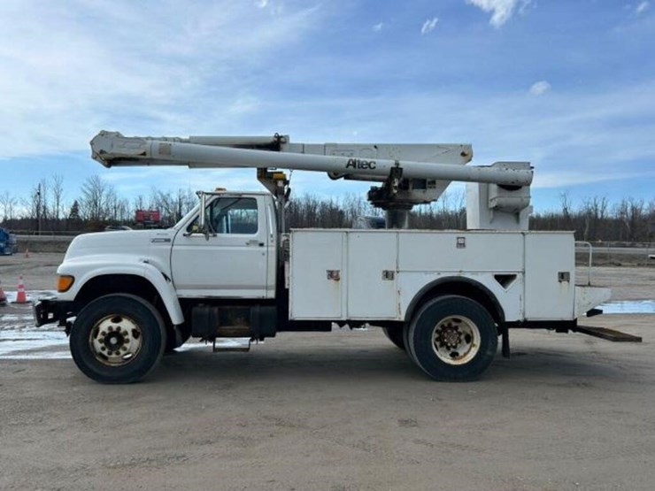 1997-ford-f800-image-7