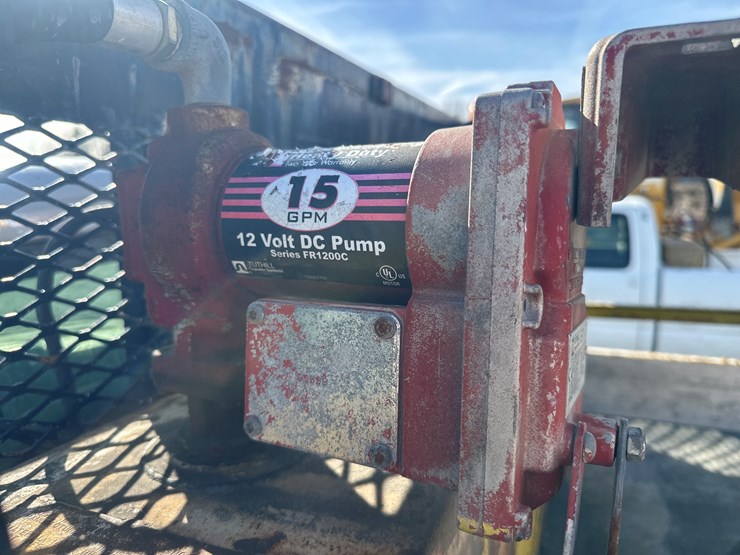 2005-gmc-3500-image-16