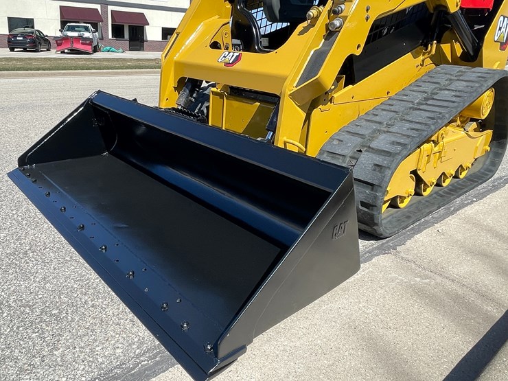 2019-caterpillar-259d3-image-7