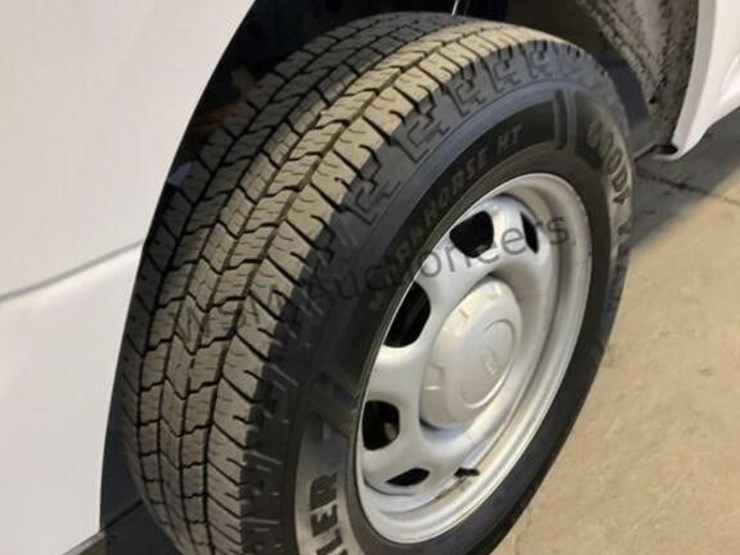 2019-ford-f150-image-8