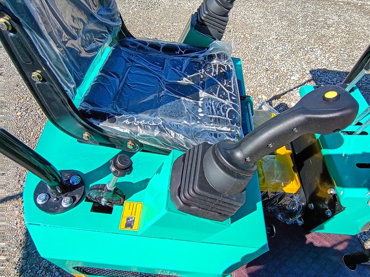 2026-cfg-industry-mh12rx-image-14