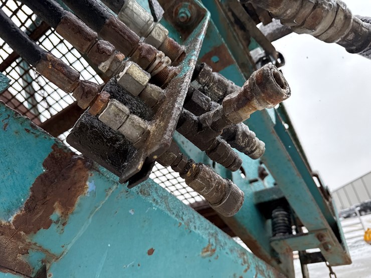 massey-ferguson-8-image-29