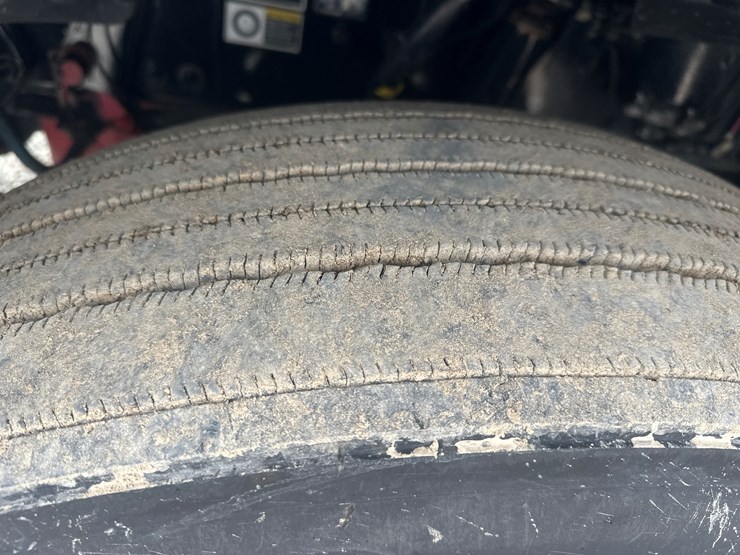 2020-kenworth-t680-image-95