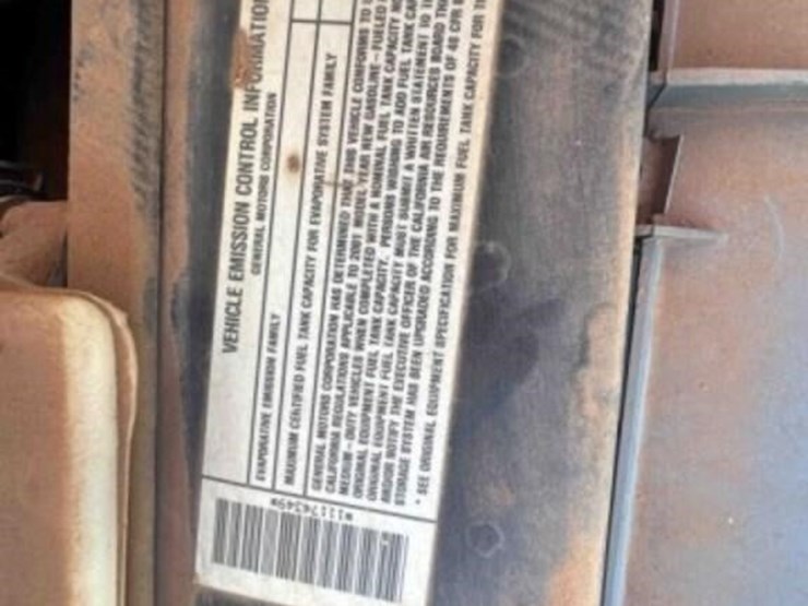 2001-gmc-3500-image-40