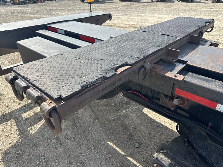 2010-massey-ferguson-8-image-42