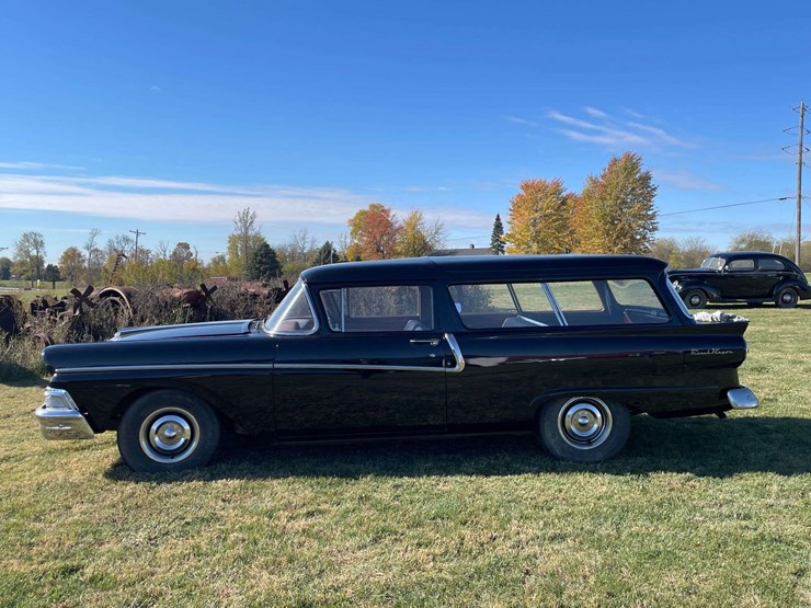 1958-ford-station-wagon---original-car!-image-2