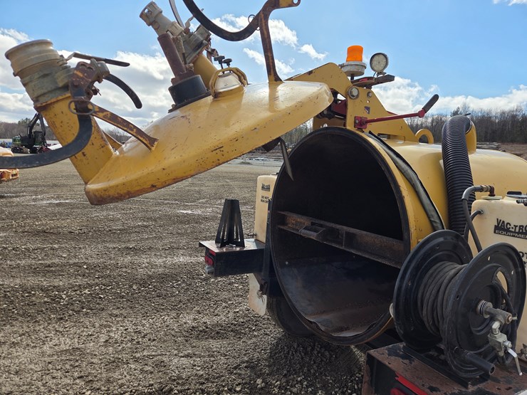 2019-massey-ferguson-8-image-36