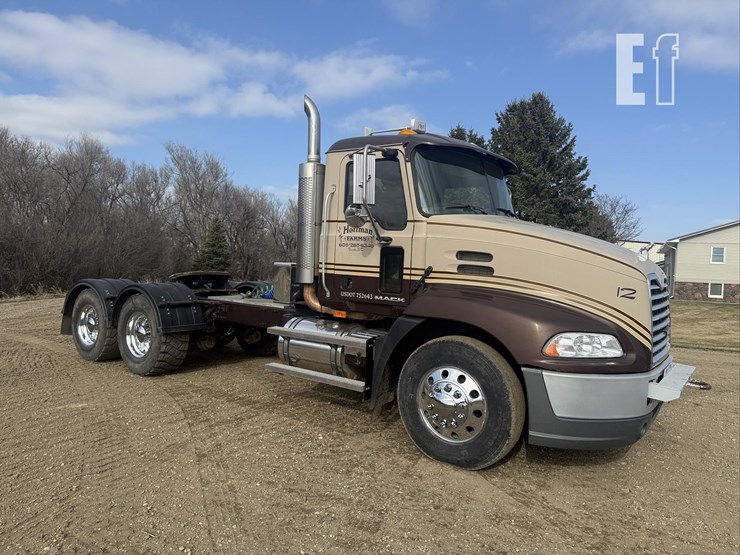 2007-mack-pinnacle-cxp613-image-5