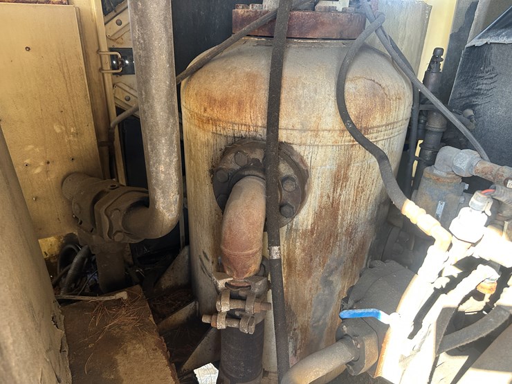 #60115-•-ingersoll-rand-1070-towable-air-compressor-image-52