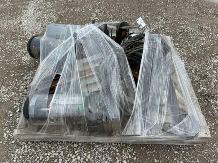 qty-of-groeneveld-auto-greasers-image-2