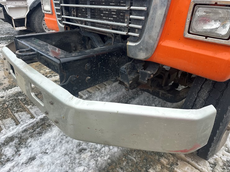 1997-massey-ferguson-8-image-12