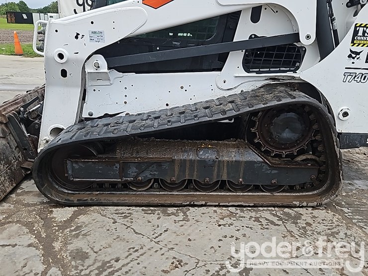 2019-bobcat-t740-image-17