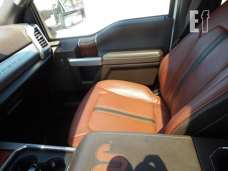 2020-ford-f350-sd-king-ranch-image-13