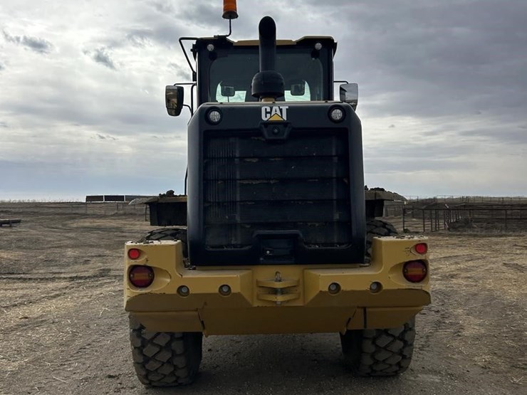 2016-caterpillar-930m-image-7