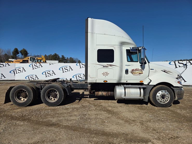 2013-international-prostar-image-6