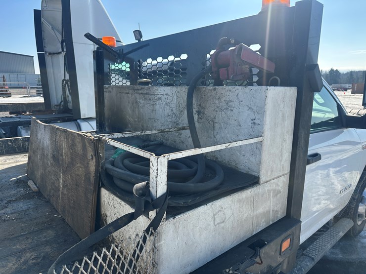 2020-dodge-3500-image-25