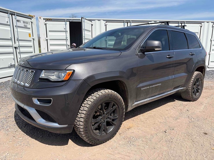 2015-jeep-grand-cherokee-image-1