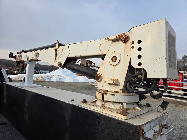 2018-ford-f550-xl-image-31