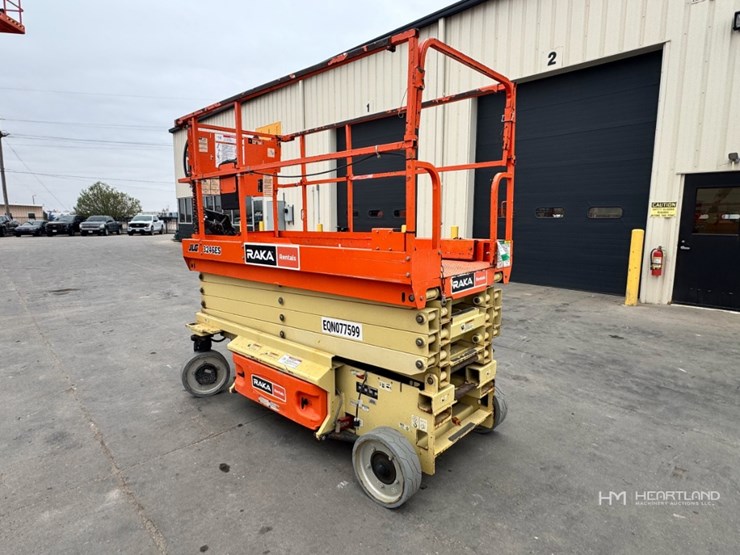 2018-jlg-3246es-image-7