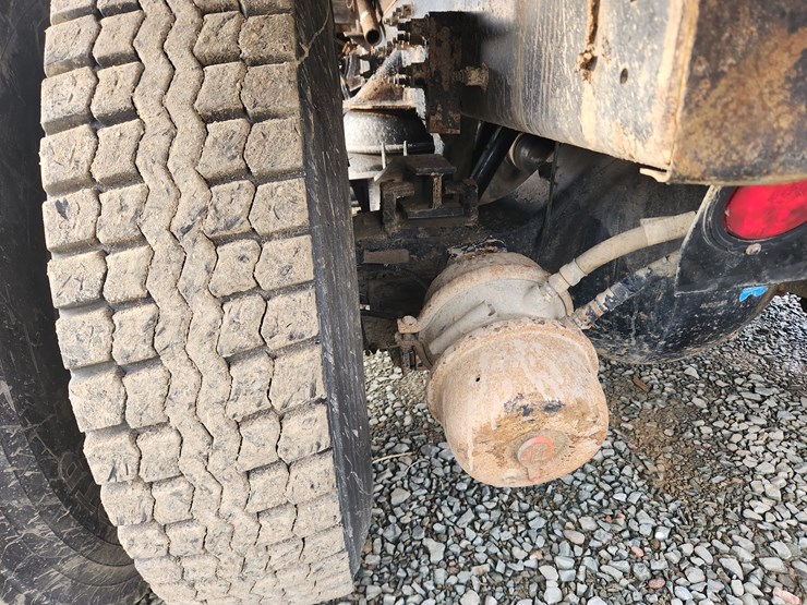 2016-kenworth-t400-image-25