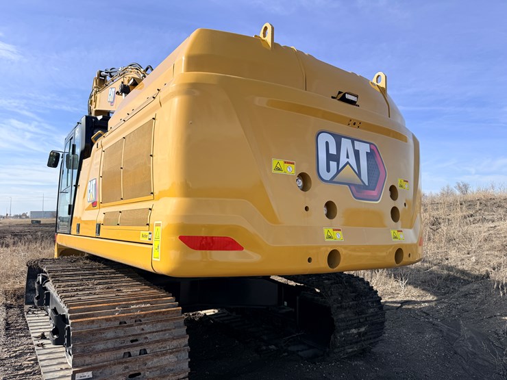 #1968-•-caterpillar-excavator-image-13