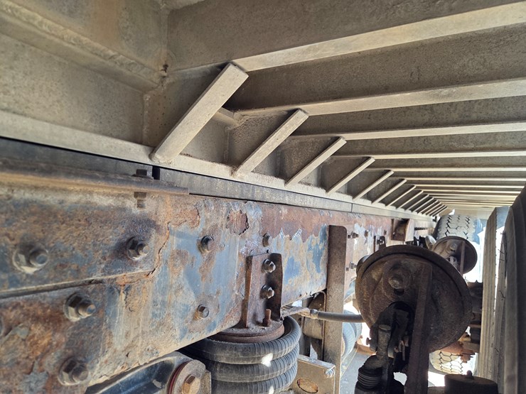 2012-international-7600-image-26