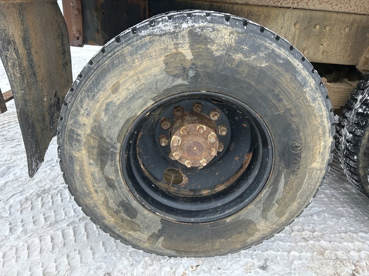 1990-ford-l9000-image-67