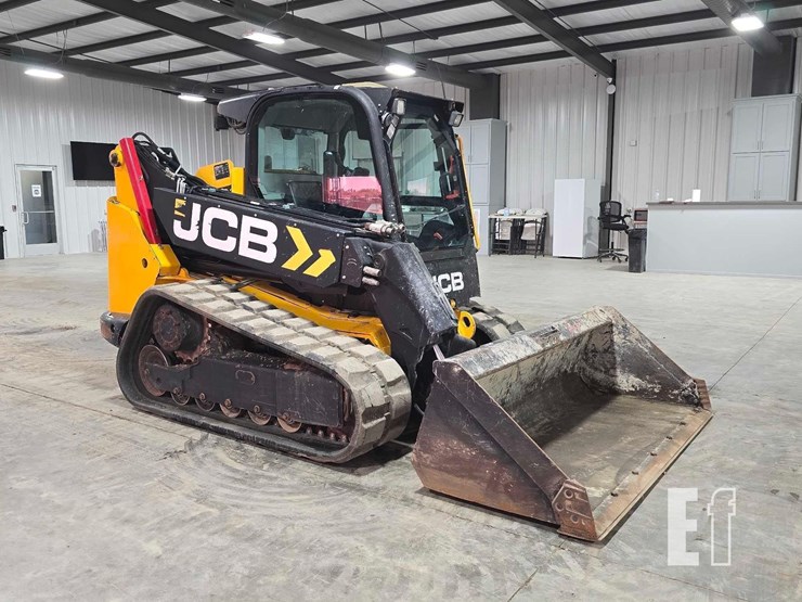 jcb-3ts-8t-image-2