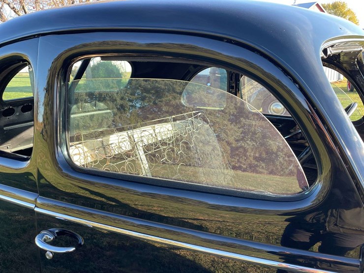 1939-ford-coupe-image-21