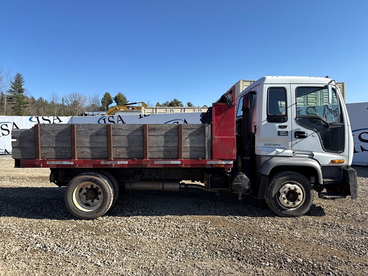 2000-gmc-t6500-image-6