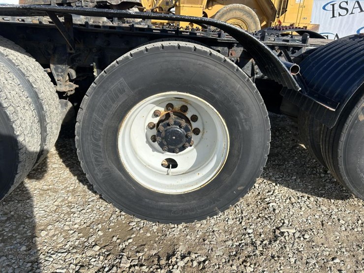 2003-massey-ferguson-8-image-82