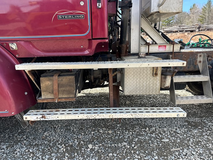 2001-caterpillar-c15-image-11